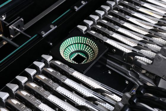 8 Heads 16000CPH PCB 540*300mm LED Pick And Place Machine